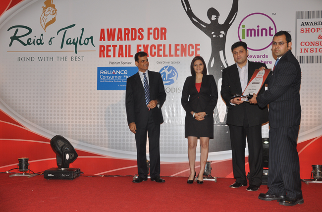 Rubal Bajaj receiving the Award at Asia Retail Congress 2010
