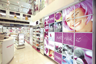 Exciting new approaches are changing the face of beauty retailing in the US