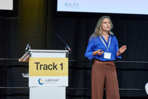 Yana Wilkinson speaking at Lubricant Expo Europe on lubricants within power generation.